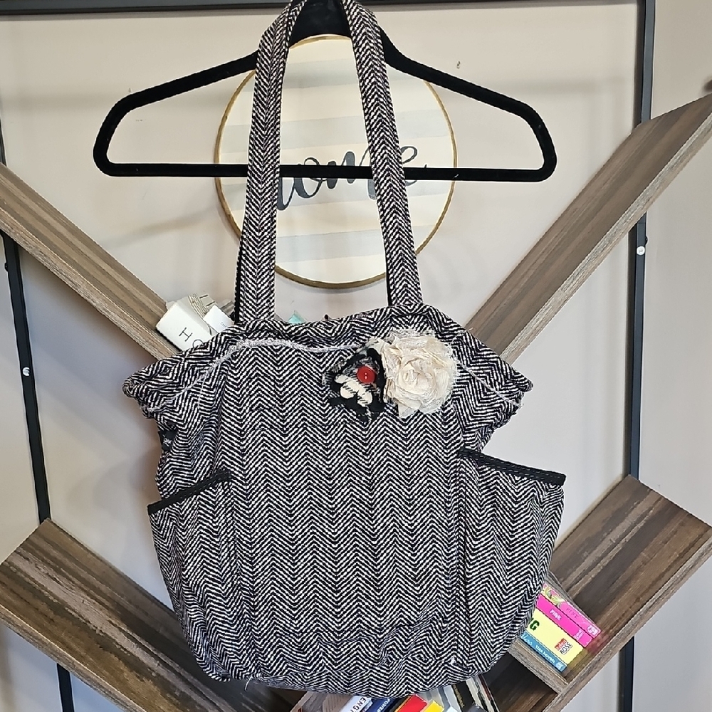 Thirty-One Black and White Tote Bag with Chic Design